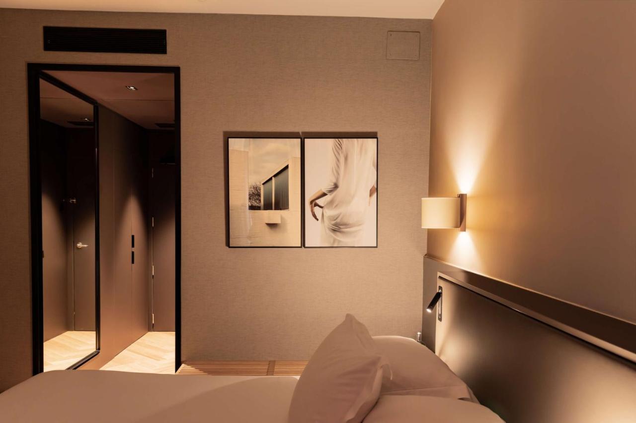Alexandra Hotel, Curio Collection By Hilton Hotel 4*