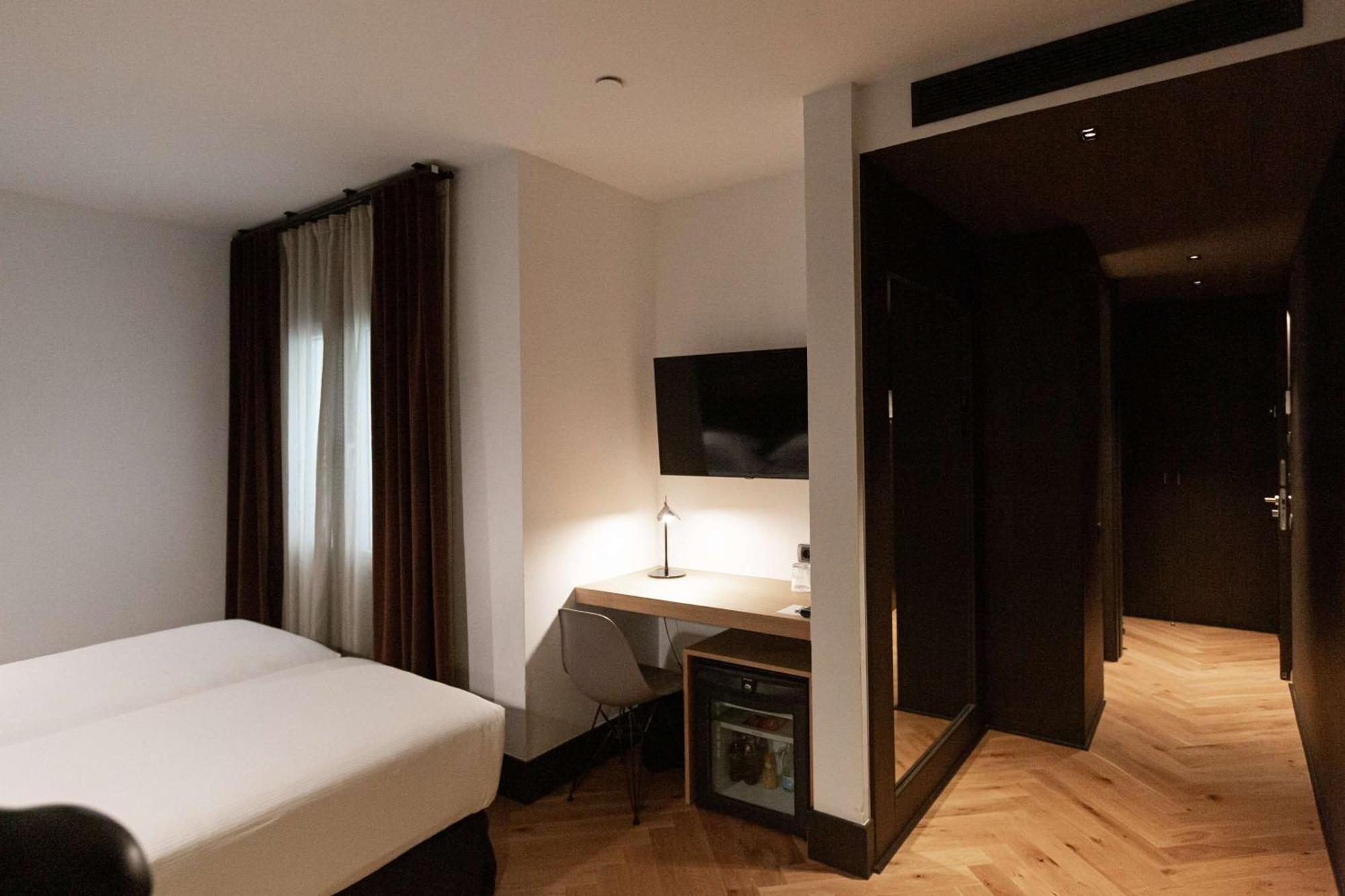 Alexandra Hotel, Curio Collection By Hilton 4* Barcelona