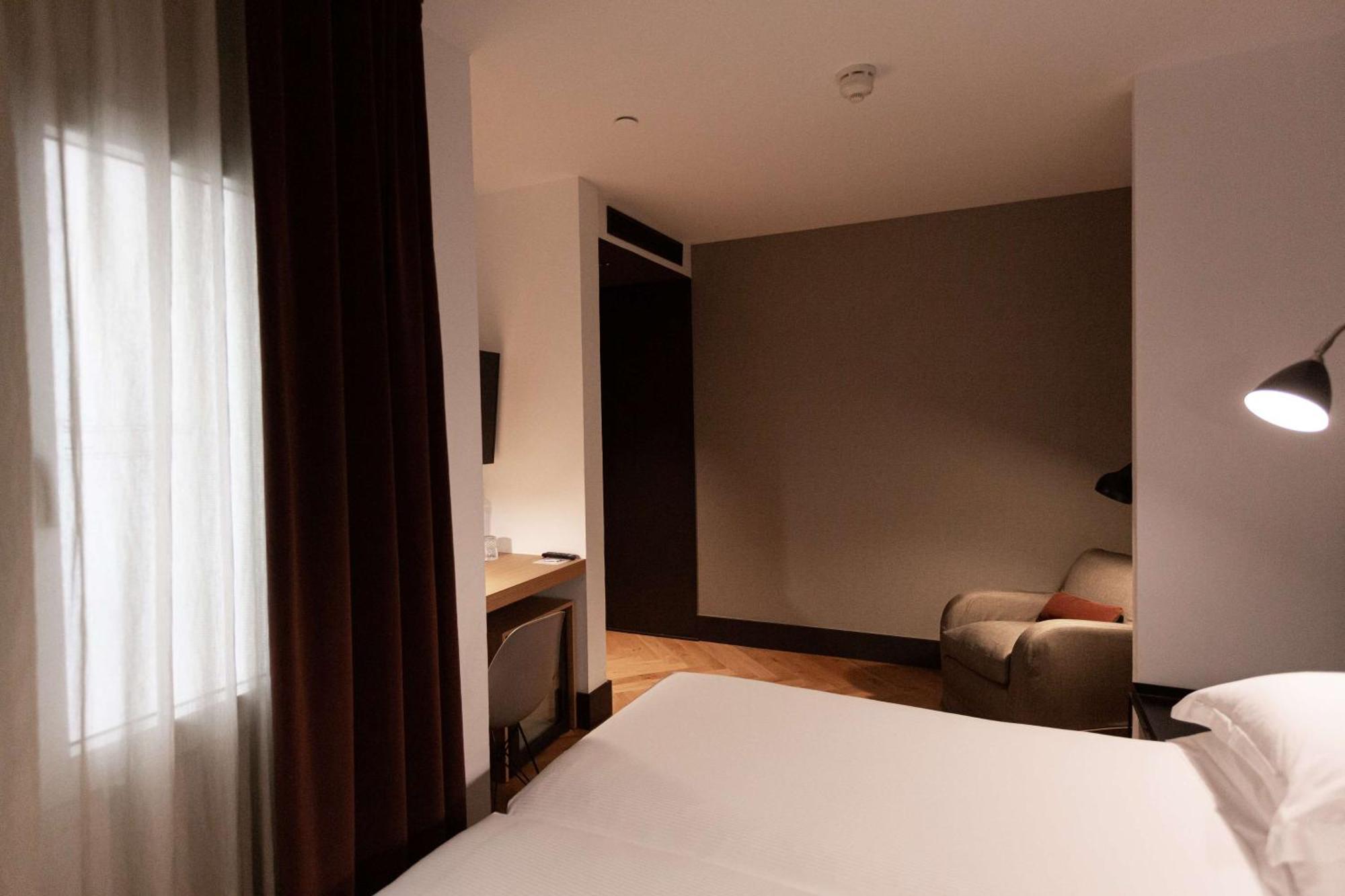 Alexandra Hotel, Curio Collection By Hilton Hotel Barcellona