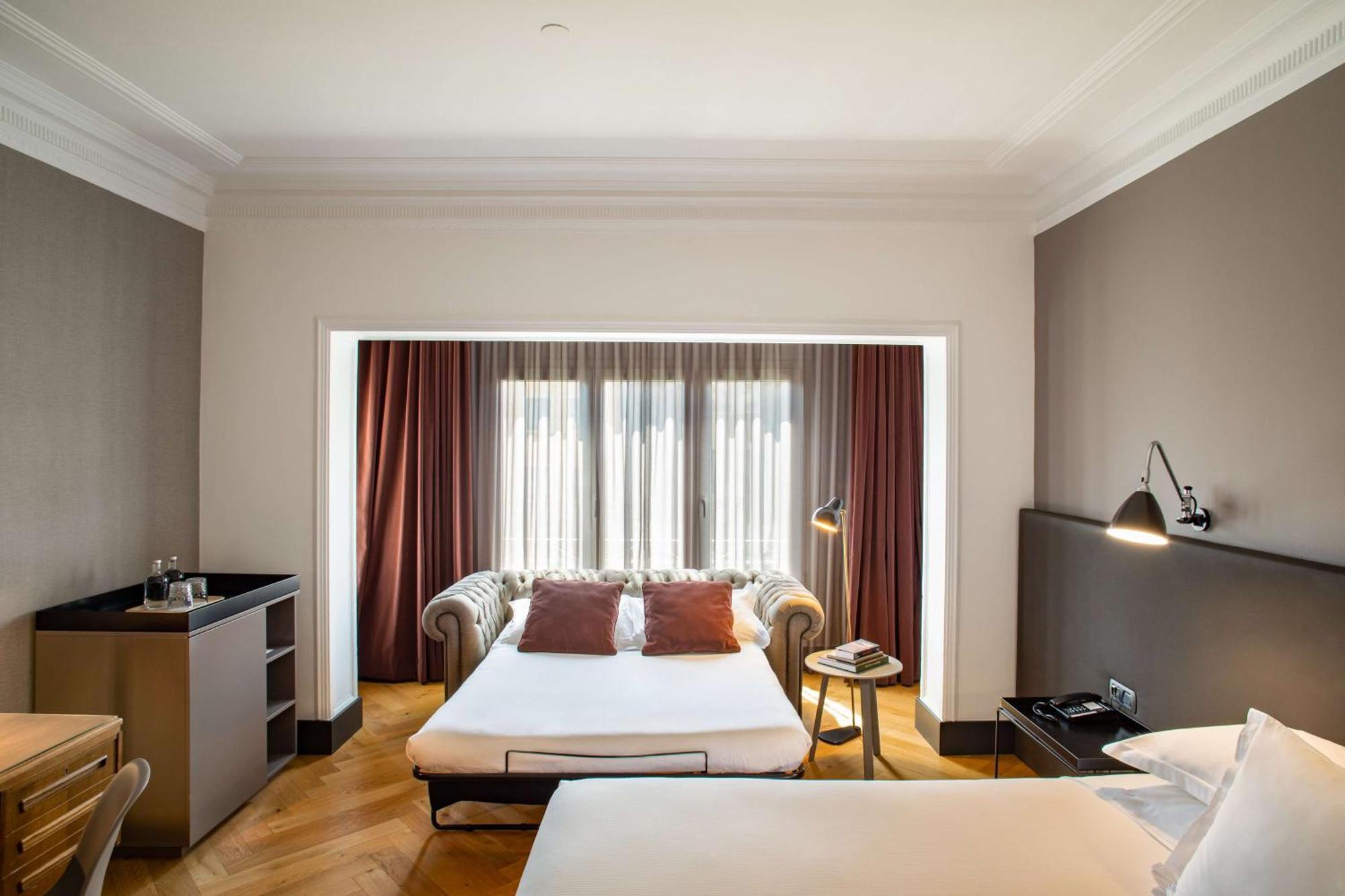 Alexandra Hotel, Curio Collection By Hilton Hotel Barcellona