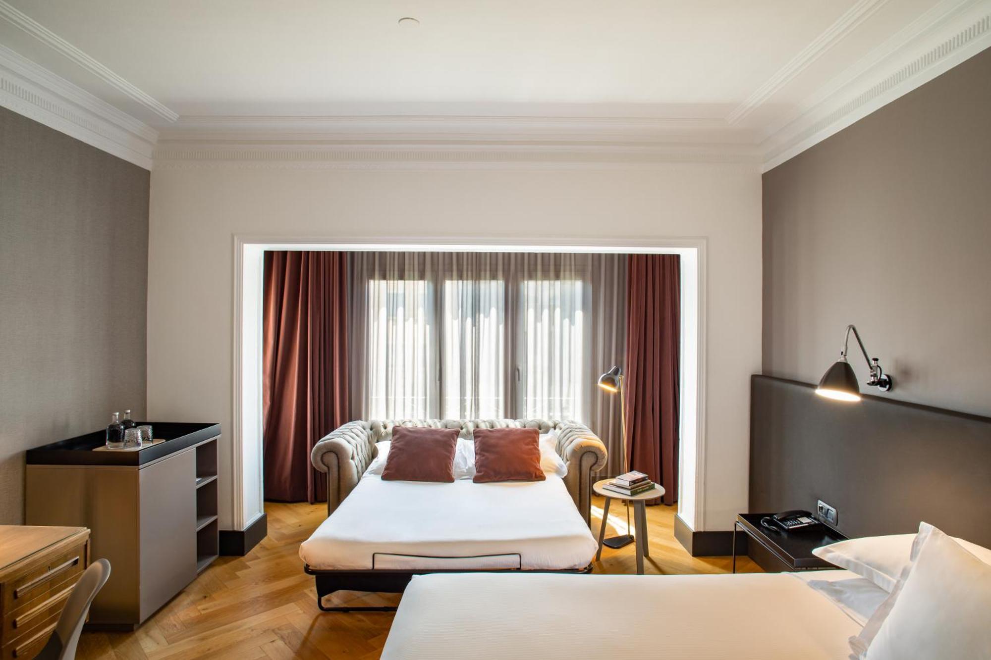 Alexandra Hotel, Curio Collection By Hilton Barcelona
