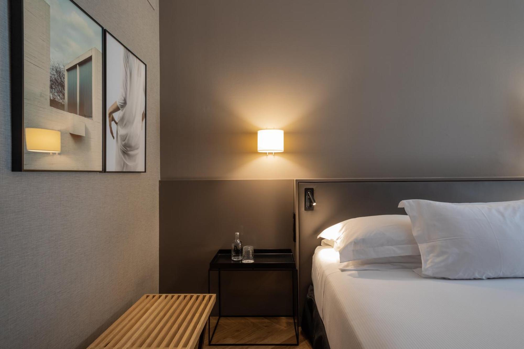 Alexandra Hotel, Curio Collection By Hilton Hotel Barcelona